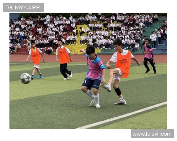 足球明星魅力瞬间独特展示让你领略他们的风采与激情